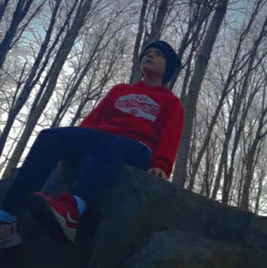 Meet your Posher, Lukaz